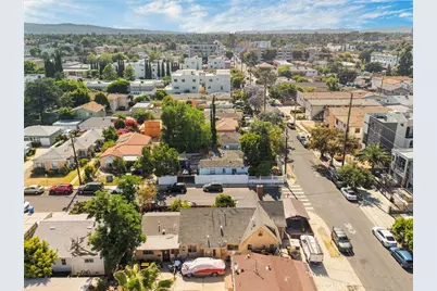 11234 Hatteras, North Hollywood, CA 91601 - Photo 39