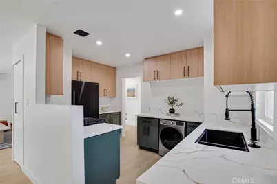 18506 Kingsdale Avenue, Redondo Beach, CA 90278 - Photo 3