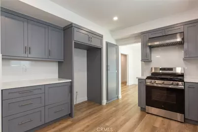 4222 W 137th Street, Hawthorne, CA 90250 - Photo 13