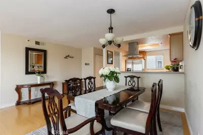 726 Elm Avenue #404, Long Beach, CA 90813 - Photo 9