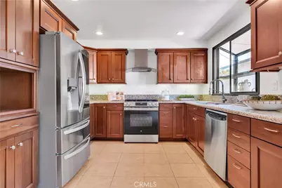 935 Main, El Segundo, CA 90245 - Photo 17