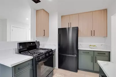 18506 Kingsdale Avenue, Redondo Beach, CA 90278 - Photo 11