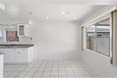 15627 E Prairie Avenue, Lawndale, CA 90260 - Photo 9