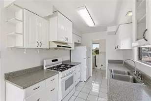 15627 E Prairie Ave, Lawndale, CA 90260 - Photo 13