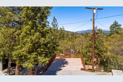 43564 Yosemite, Big Bear Lake, CA 92315 - Photo 17