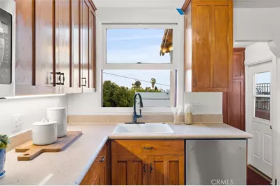 1330 W 18th Street, San Pedro, CA 90732 - Photo 23