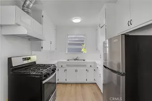 1215 S Fairfax Ave, Los Angeles, CA 90019 - Photo 13