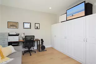 1920 S Pacific Coast Hwy, Redondo Beach, CA 90277 - Photo 17