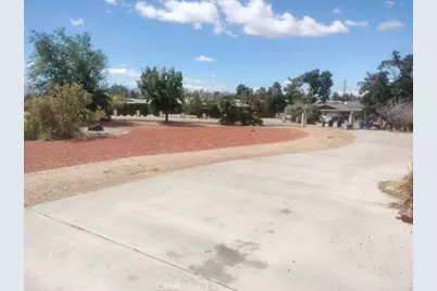20305 Rancherias Road, Apple Valley, CA 92307 - Photo 3