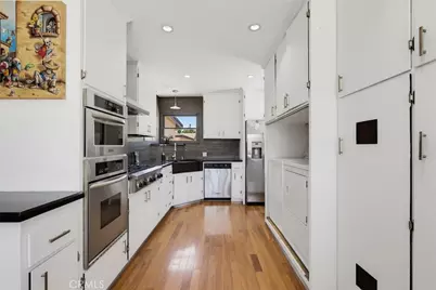 7871 Toland Avenue, Los Angeles, CA 90045 - Photo 13
