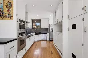 7871 Toland Ave, Los Angeles, CA 90045 - Photo 13