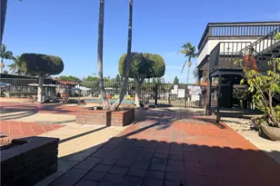 2601 E Victoria St, Carson, CA 90220 - Photo 45