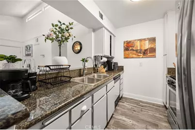 12567 Bradley #6, Sylmar, CA 91342 - Photo 9