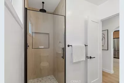 915 N Valley, Burbank, CA 91505 - Photo 19