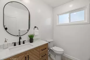 915 N Valley, Burbank, CA 91505 - Photo 17