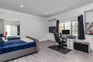 2254 The Terrace, Los Angeles, CA 90049 - Photo 25