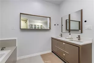2254 The Terrace, Los Angeles, CA 90049 - Photo 17