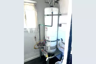 144 W 103rd Street, Los Angeles, CA 90003 - Photo 21