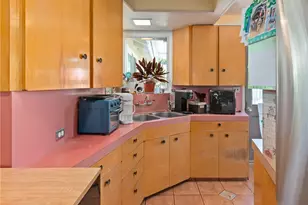 865 Center St, El Segundo, CA 90245 - Photo 9