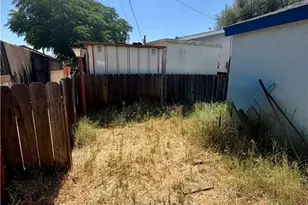 500 E Thornton Ave, Hemet, CA 92543 - Photo 17