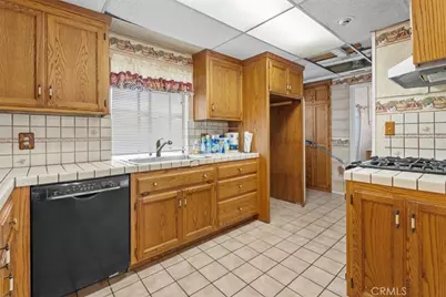 700 W Palm Avenue, El Segundo, CA 90245 - Photo 9