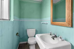 422 W Palm Ave, El Segundo, CA 90245 - Photo 13