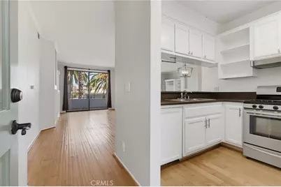 555 Maine Avenue #207, Long Beach, CA 90802 - Photo 3