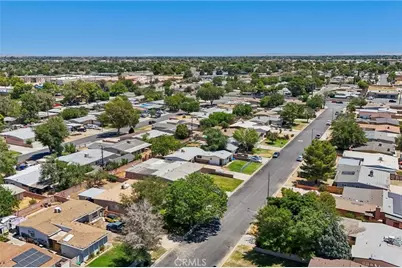 1051 W Avenue J14, Lancaster, CA 93534 - Photo 31