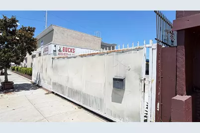 5027 W Rosecrans, Hawthorne, CA 90250 - Photo 15