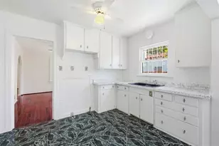 2136 W 75th St, Los Angeles, CA 90047 - Photo 9