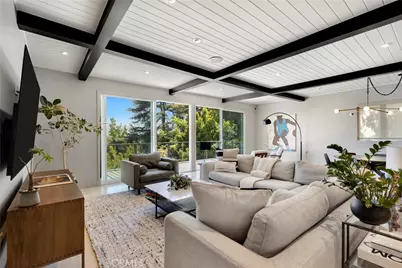 11661 Picturesque Dr, Studio City, CA 91604 - Photo 3