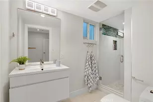 11661 Picturesque Dr, Studio City, CA 91604 - Photo 19