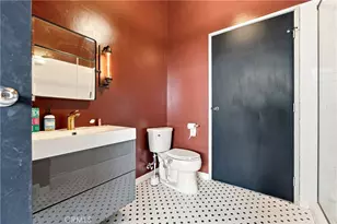 420 S San Pedro, Los Angeles, CA 90013 - Photo 21