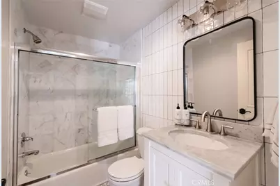 230 Ardmore Avenue, Hermosa Beach, CA 90254 - Photo 23