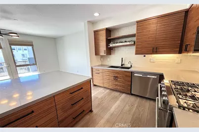 5406 W 149th Place #7, Hawthorne, CA 90250 - Photo 9