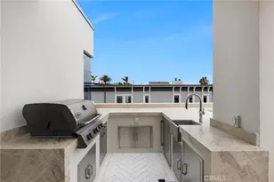2434 Manhattan Ave, Hermosa Beach, CA 90254 - Photo 29