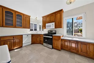 16808 Kristin Ave, Torrance, CA 90504 - Photo 3