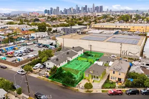 925 E 32nd St, Los Angeles, CA 90011 - Photo 3