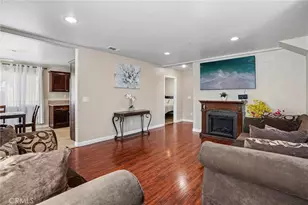 11421 Stanford Ave, Los Angeles, CA 90059 - Photo 9