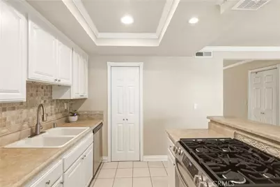 2615 Ruhland Avenue #15, Redondo Beach, CA 90278 - Photo 17