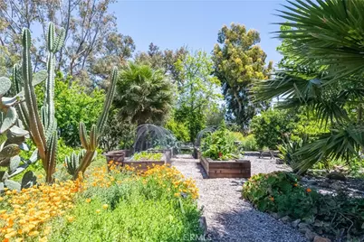 2 Chuckwagon, Rolling Hills, CA 90274 - Photo 33