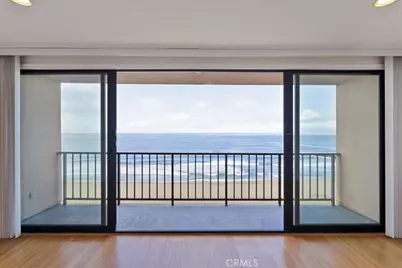 721 Esplanade #403, Redondo Beach, CA 90277 - Photo 1