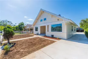 2041 W 29th Pl, Los Angeles, CA 90018 - Photo 39
