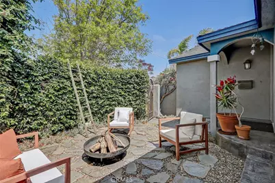 1904 Harkness, Manhattan Beach, CA 90266 - Photo 5