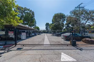 25613 Pine Creek, Wilmington, CA 90744 - Photo 33