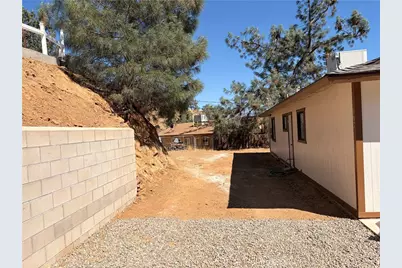103 Mardella, Wofford Heights, CA 93285 - Photo 5