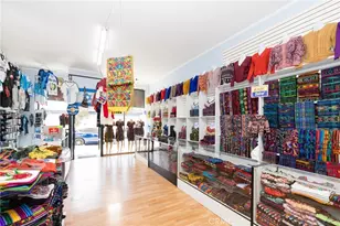 694 S Burlington Ave, Los Angeles, CA 90057 - Photo 15