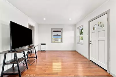 233 E Louise Street, Long Beach, CA 90805 - Photo 5