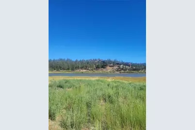 38 North Shore, Big Bear City, CA 92314 - Photo 11
