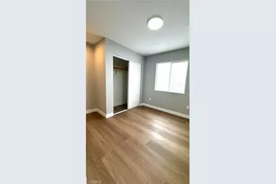 8903 Baring Cross, Los Angeles, CA 90044 - Photo 13